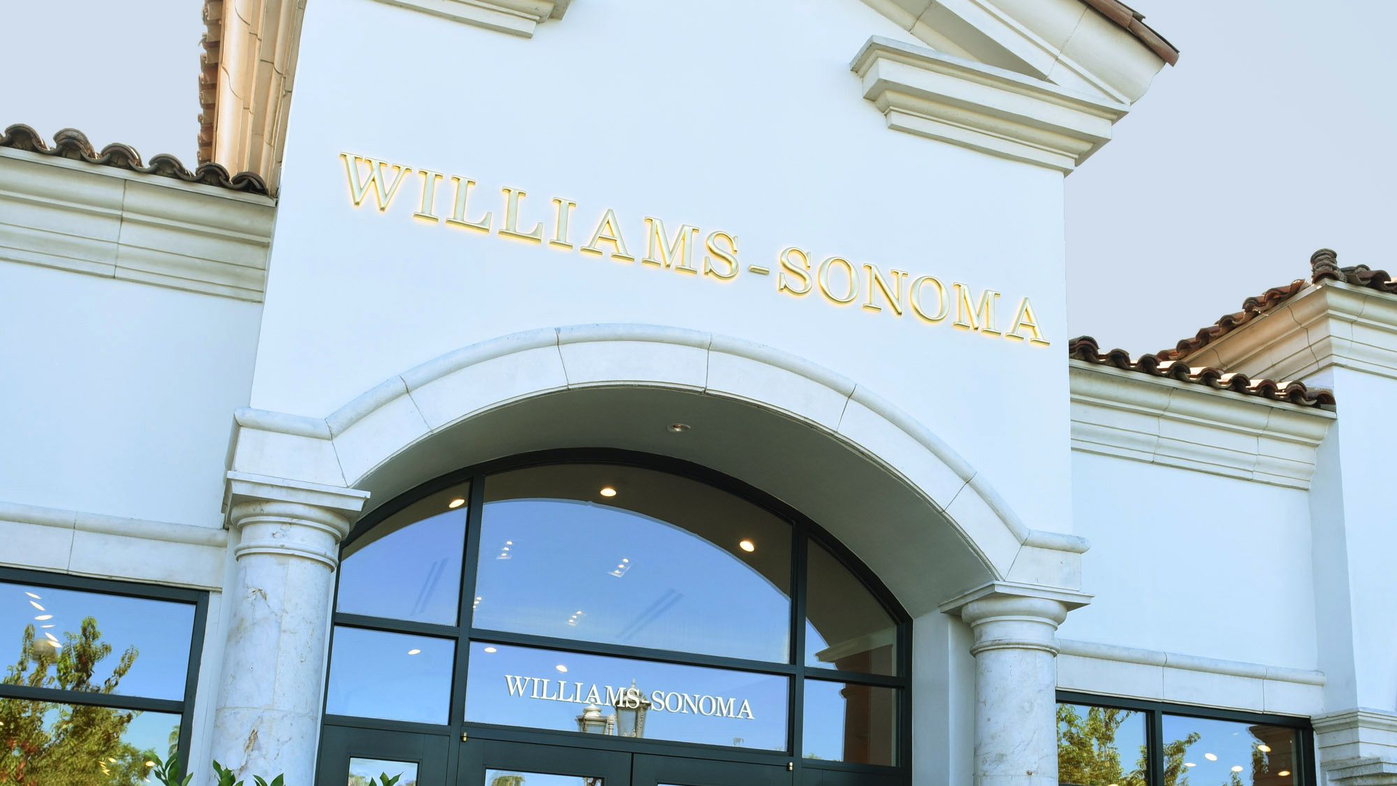 Williams-Sonoma embauche des milliers d'employés travaillant à domicile cette saison des fêtes