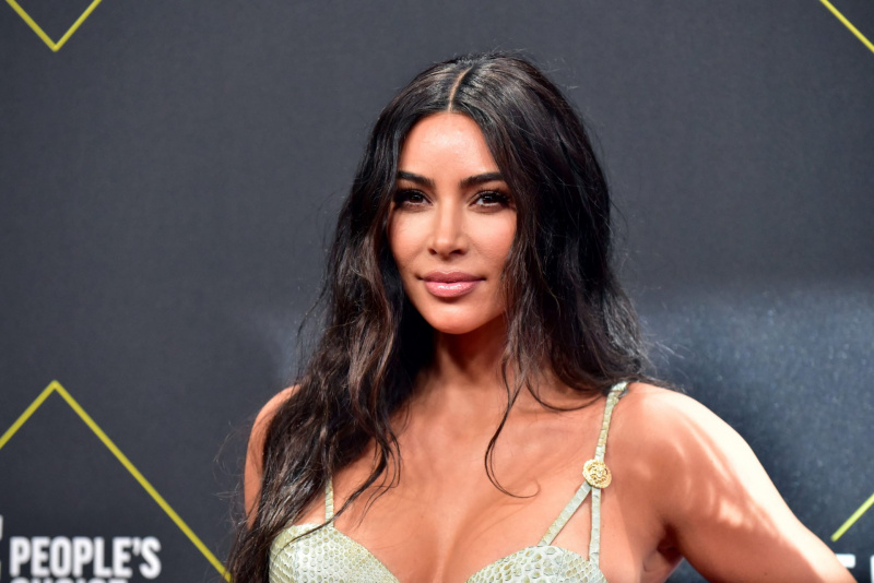 Skky, aniden yeni özel sermaye şirketi kurduğu için Kim Kardashian için sınır