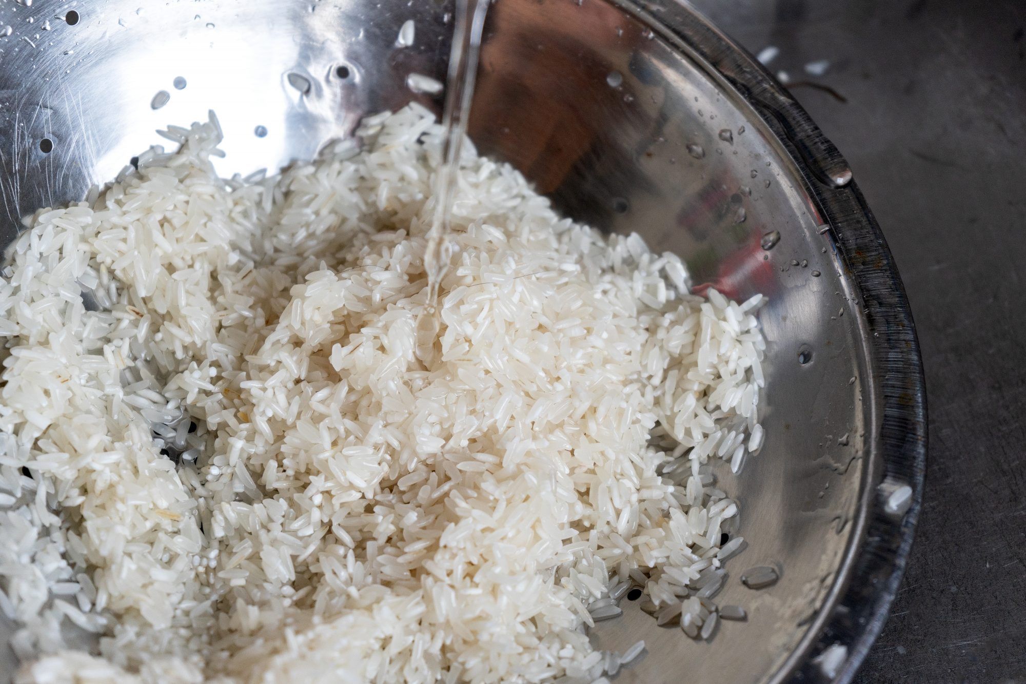 Igen, mindig ki kell öblítenie a rizst - a következőket:
