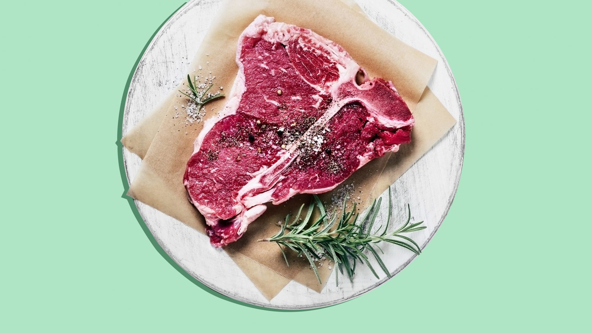 Zakaj morate pred kuhanjem vedno pustiti, da se vaše rdeče meso segreje na sobno temperaturo