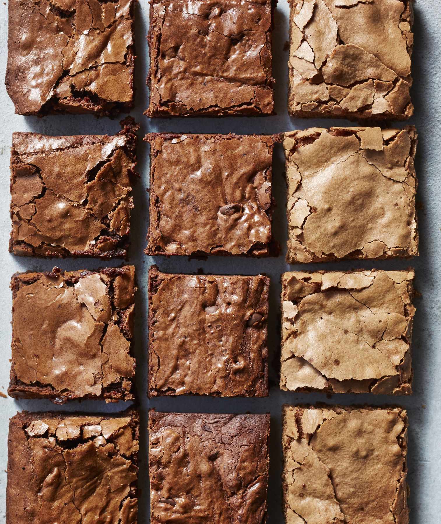 Vad är skillnaden mellan sega, fudgy och kakiga brownies?