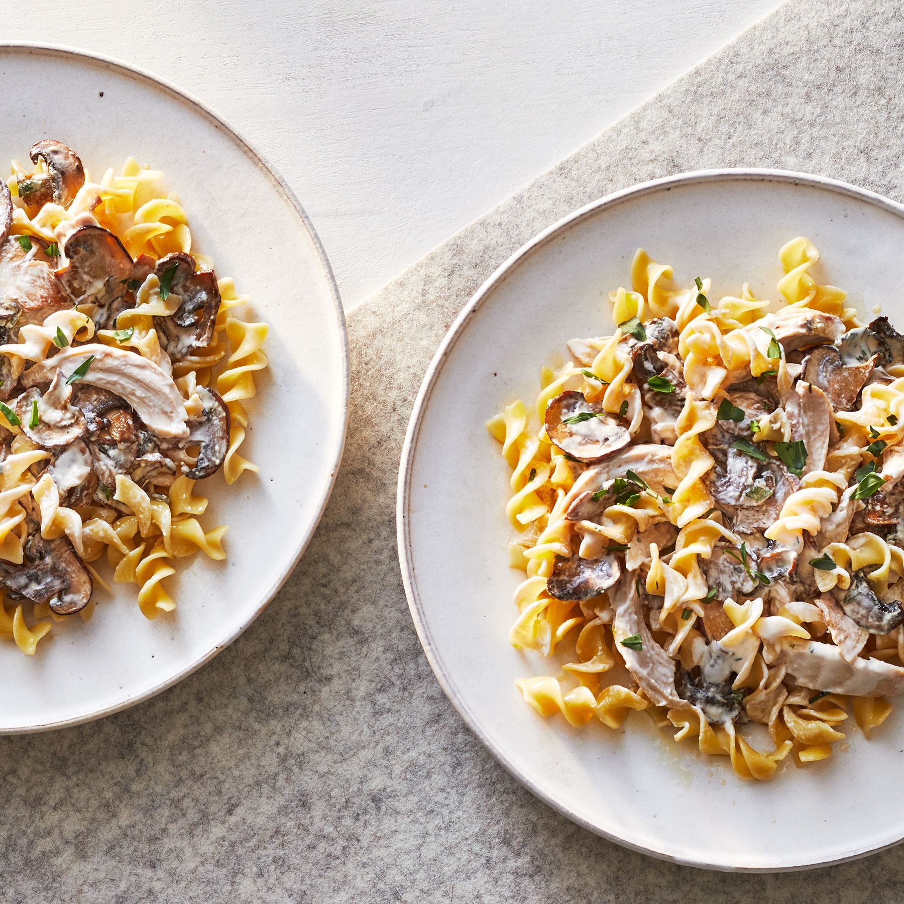 romige pasta met kip en champignons