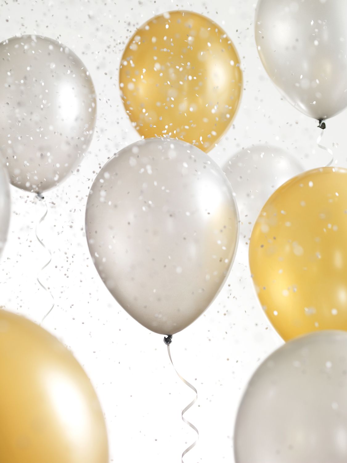 Zlatni i srebrni baloni s konfetama