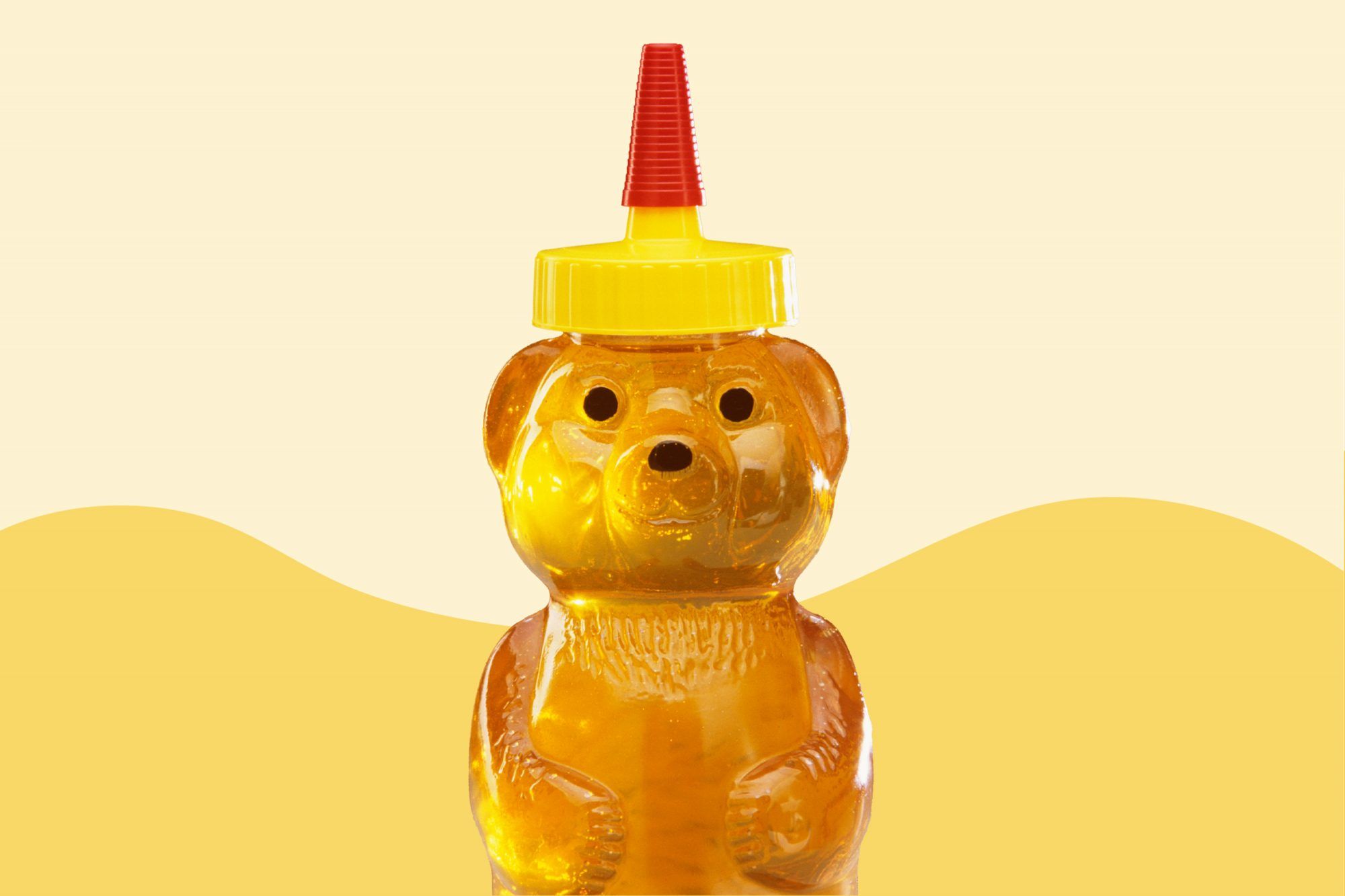 Почему бутылки с медом имеют форму медведя?