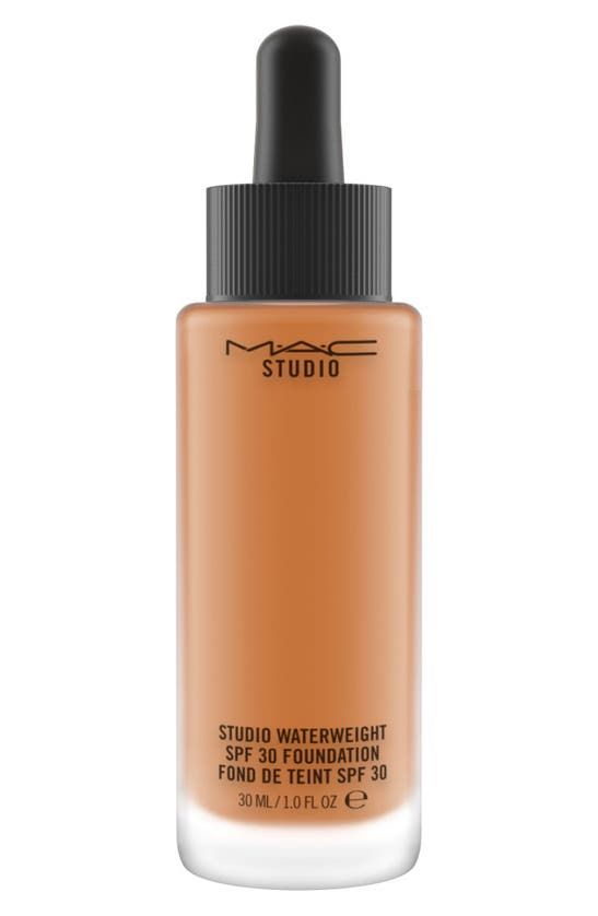 أفضل كريم أساس للبشرة الناضجة MAC Cosmetics Studio Waterweight SPF 30 Foundation