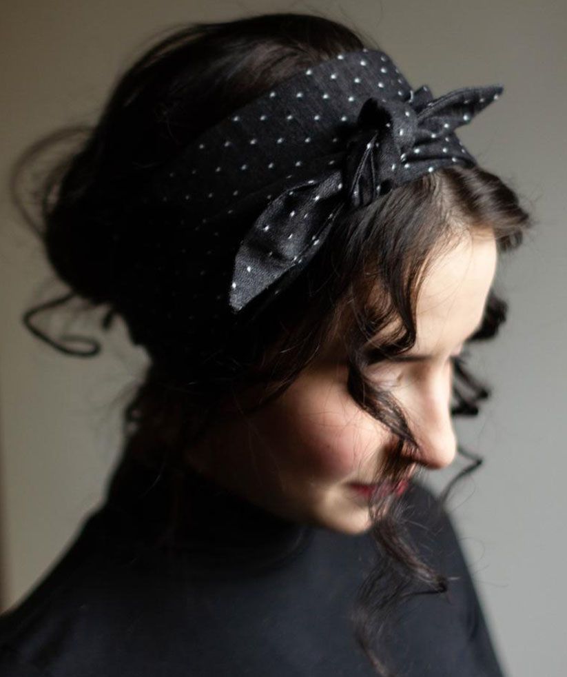 Geschenke für junge Mütter: verdrehtes breites Stirnband auf Etsy head