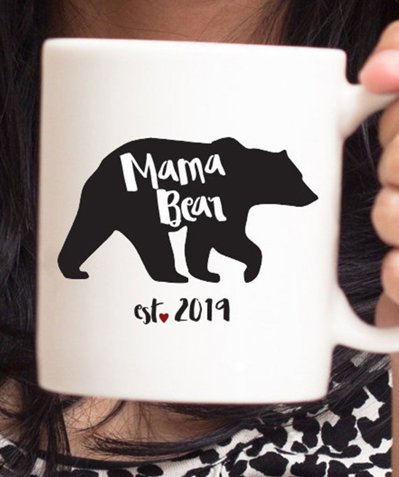 lahjoja uusille äideille: mama bear mug on etsy
