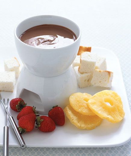 ჰელოუინის კვების იდეები, მარტივი ჰელოუინის წვეულების საკვები - შოკოლადის ბარი ფონდიუ