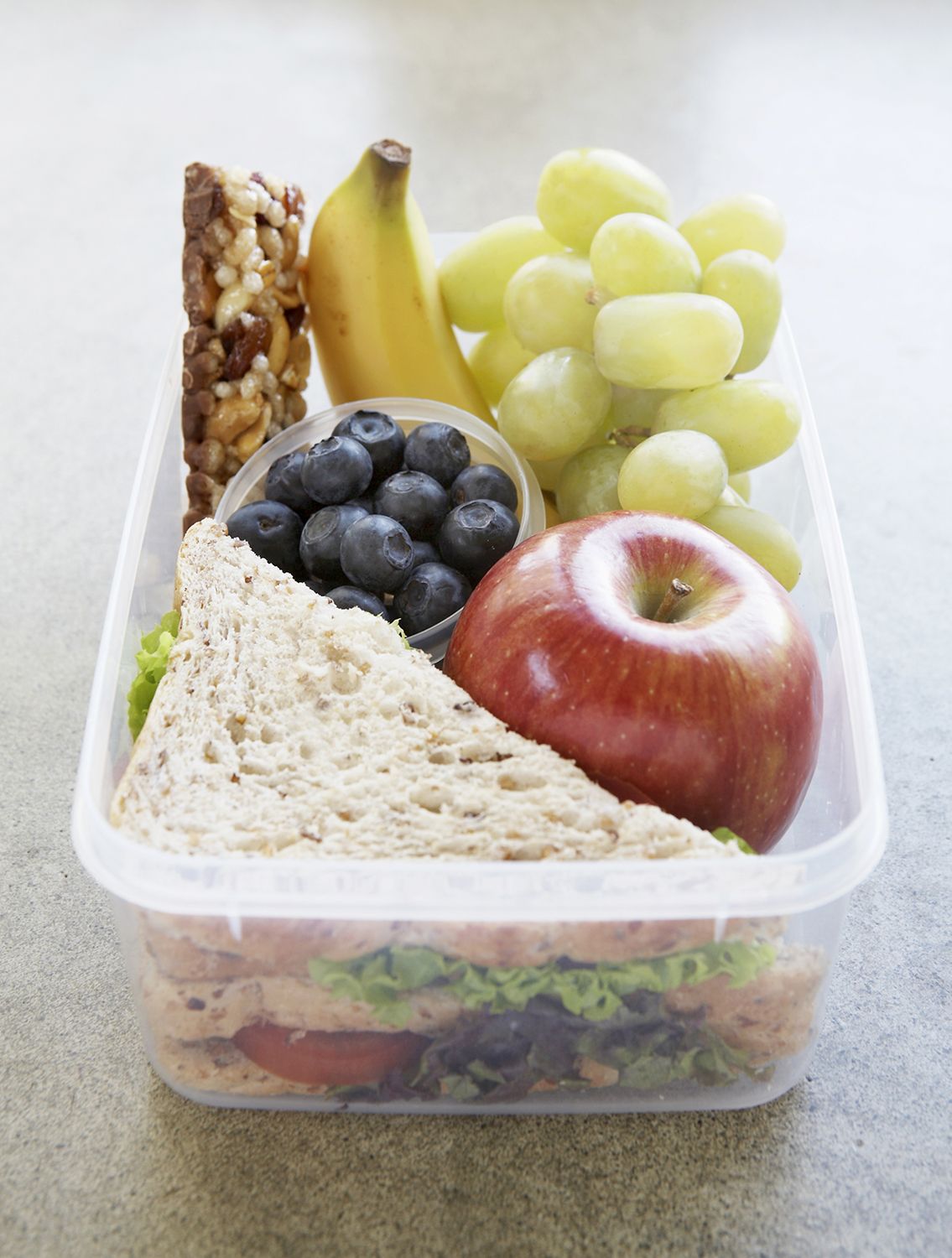 Hvad ernæringseksperter pakker i deres børns madkasser