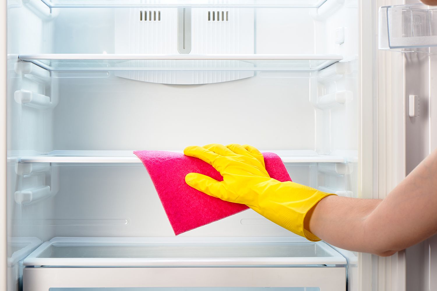 Den riktige måten å rense kjøleskapet på
