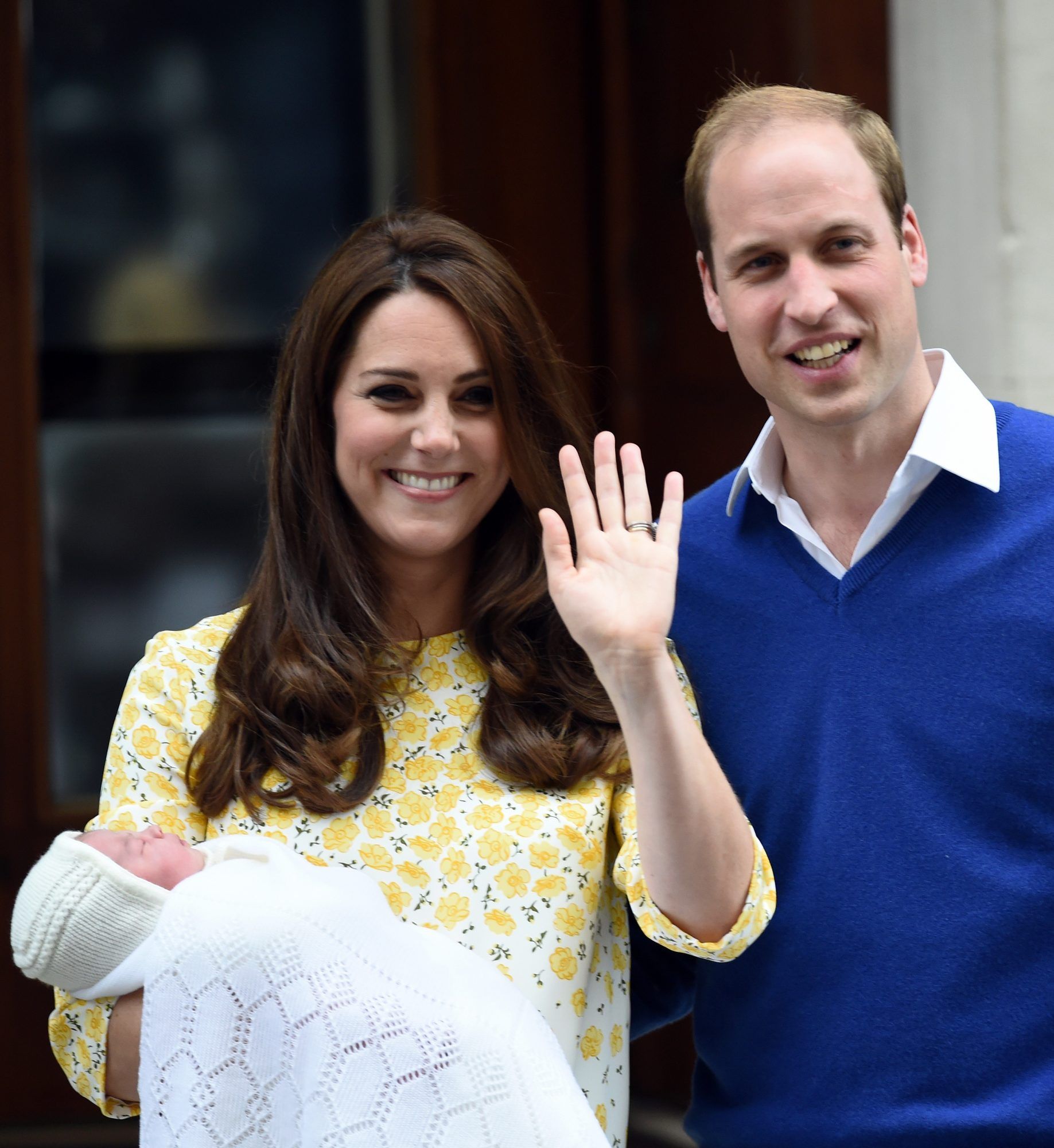 לתינוק המלכותי החדש ביותר יש שם (שלושה, למעשה)