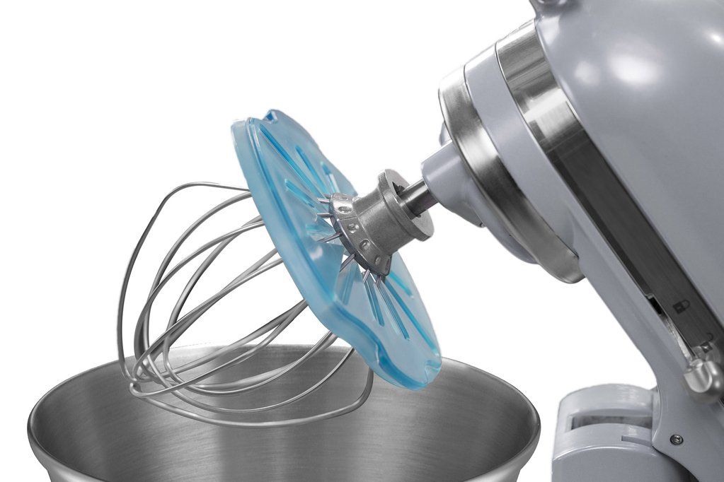 Deze geniale tool maakt je mixer/keukenrobot in enkele seconden schoon