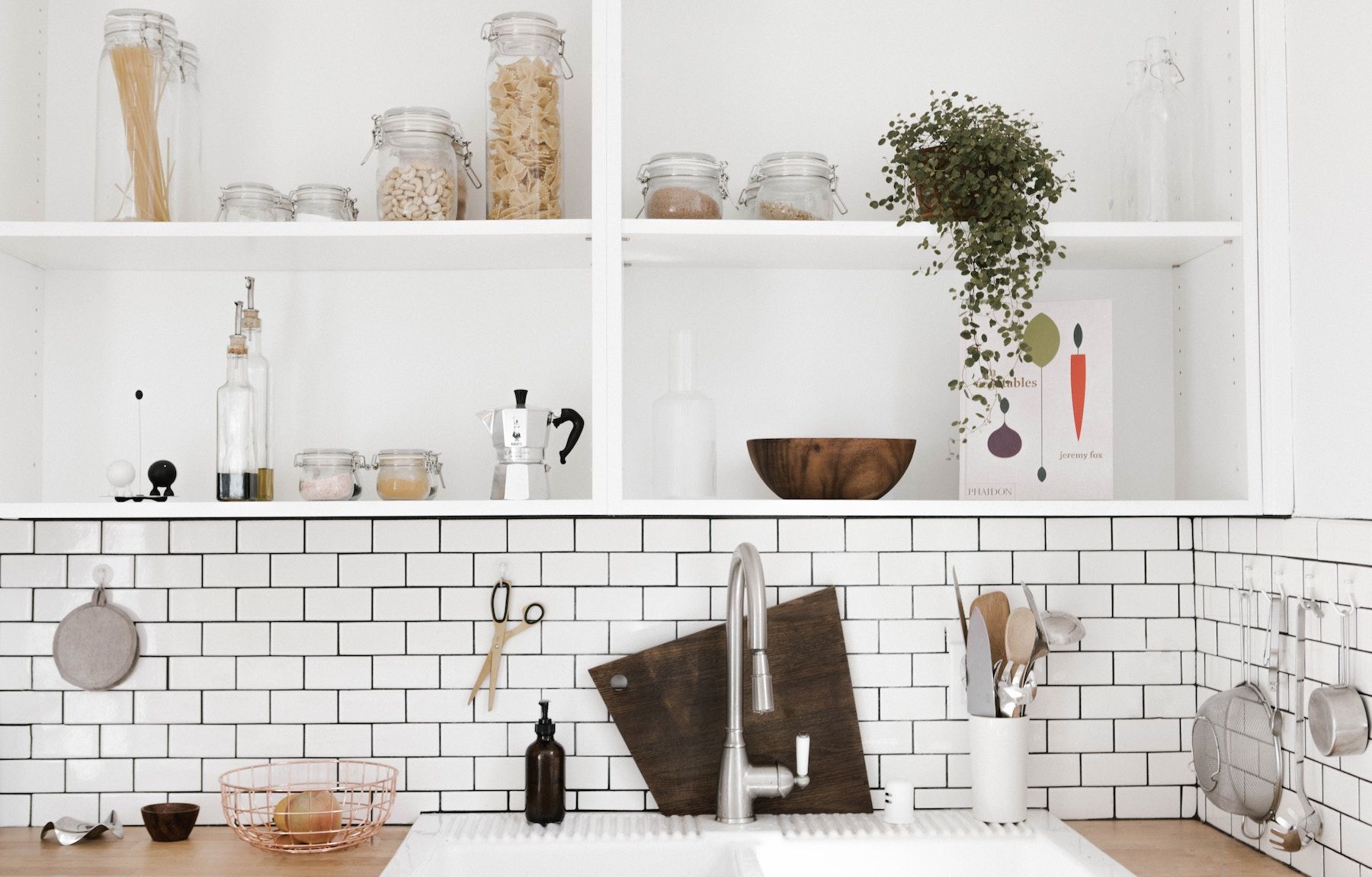 10 вещей на кухне, от которых следует немедленно избавиться
