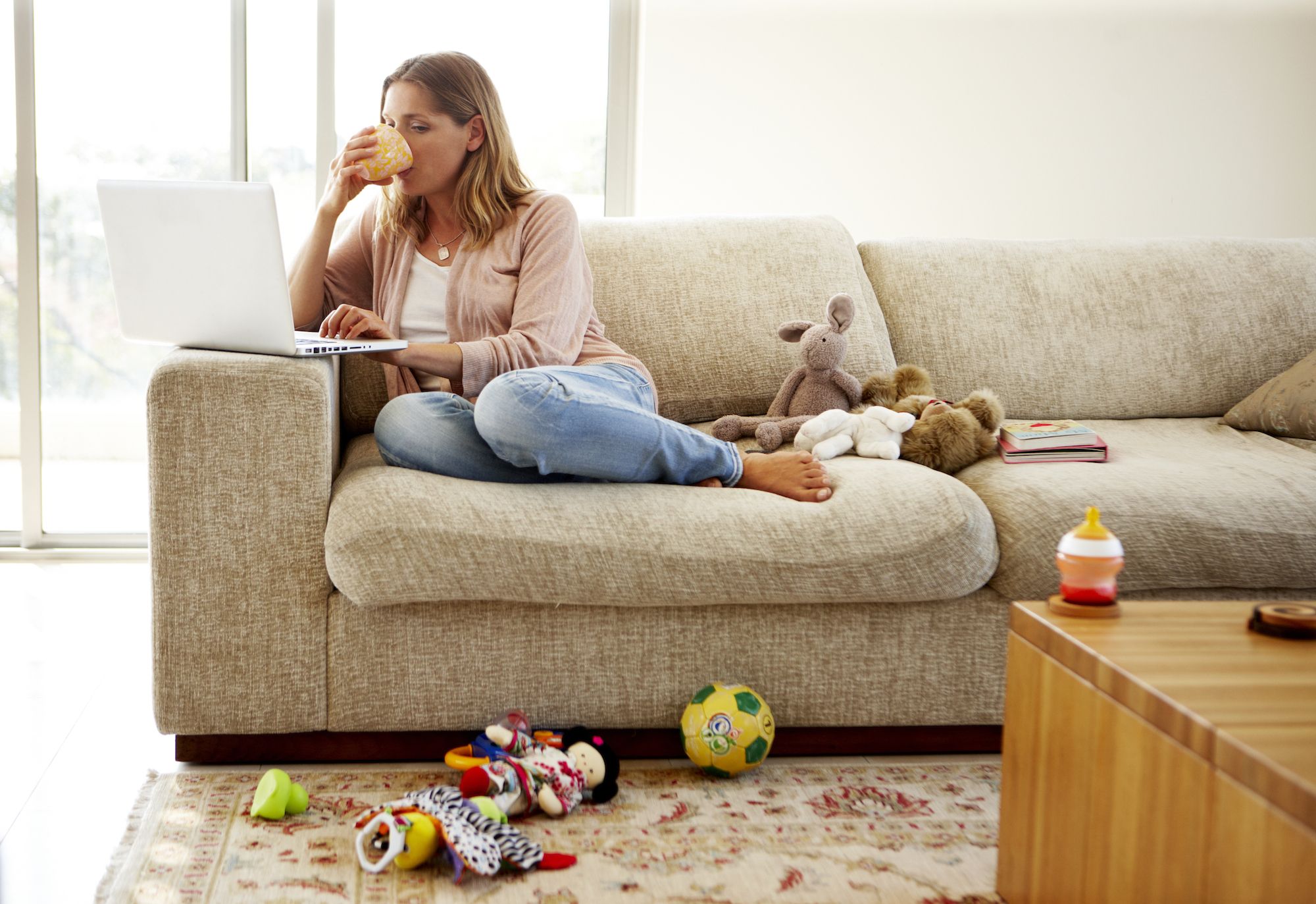 Oppmerksomhet, arbeidende foreldre: Dette er det minst stressende arbeidet hjemmefra