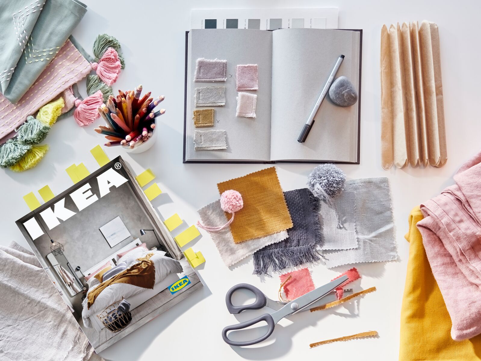 2021 IKEA Kataloğuna Bir Göz Attık—İşte Şimdi Alışveriş Yapabileceğiniz 5 Organizatör