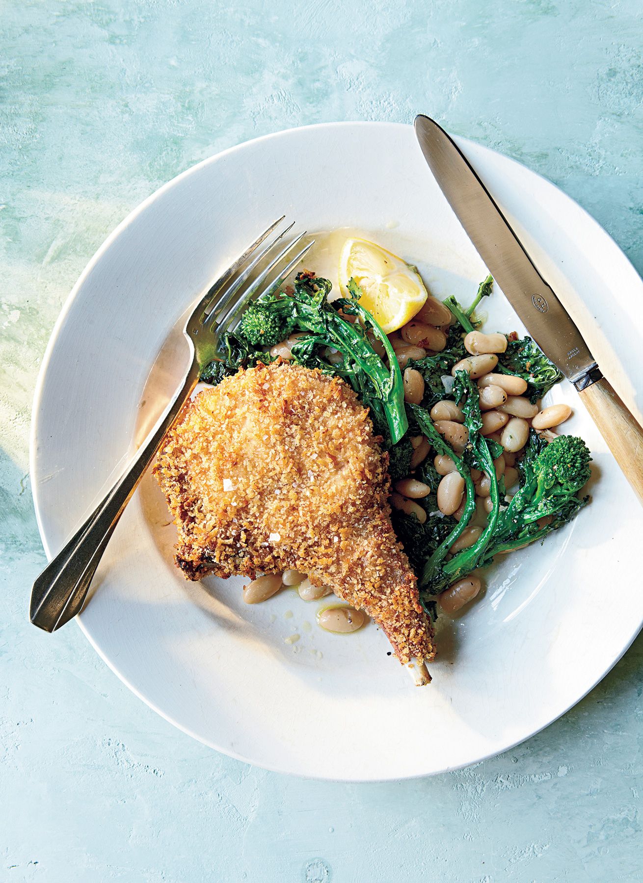 Panko-Crusted Pork Chops with Paahdettu Parsakaali Rabe