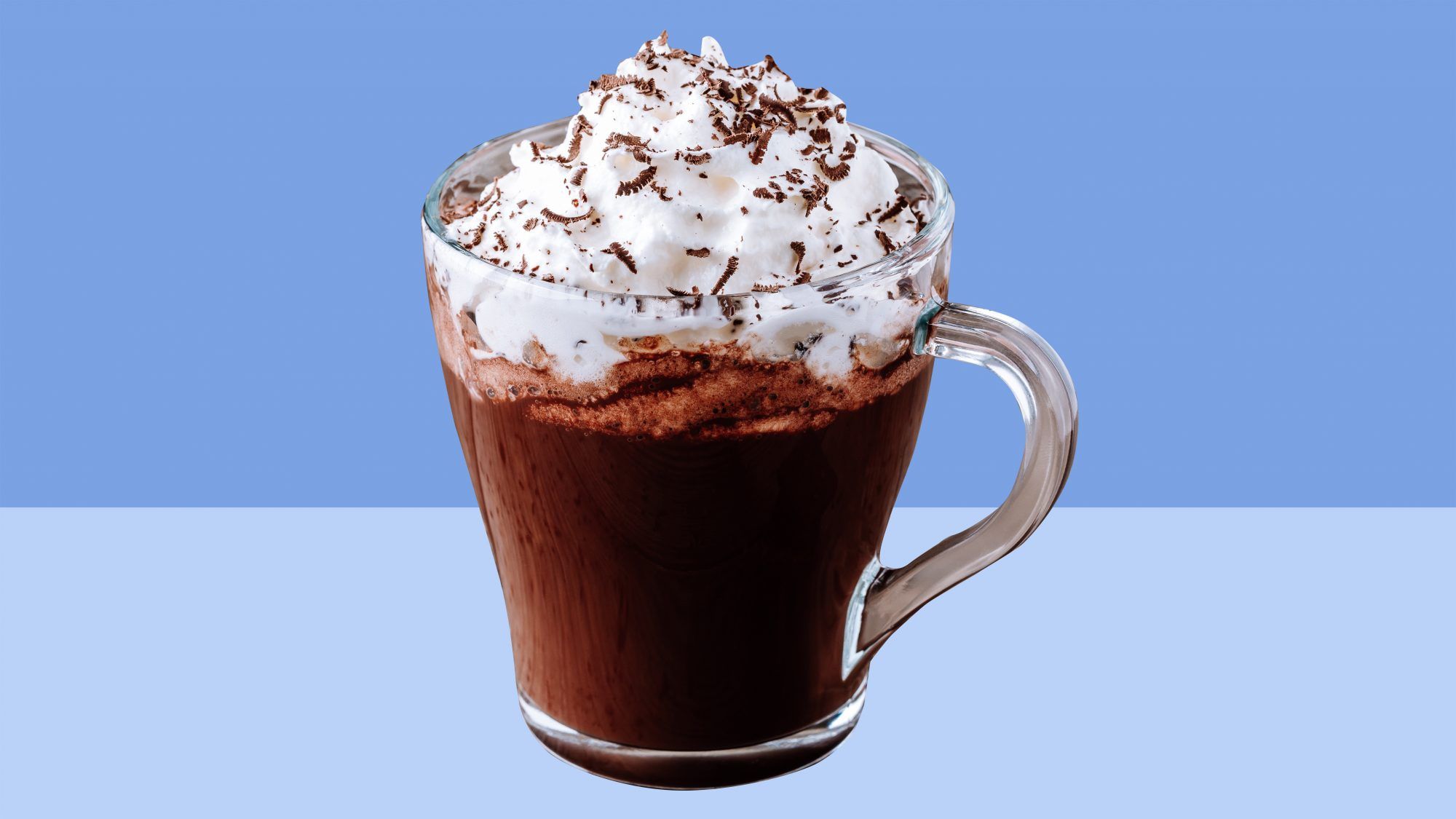 5 وصفات شوكولاتة ساخنة من بوزي ستبقيك دافئًا طوال الشتاء