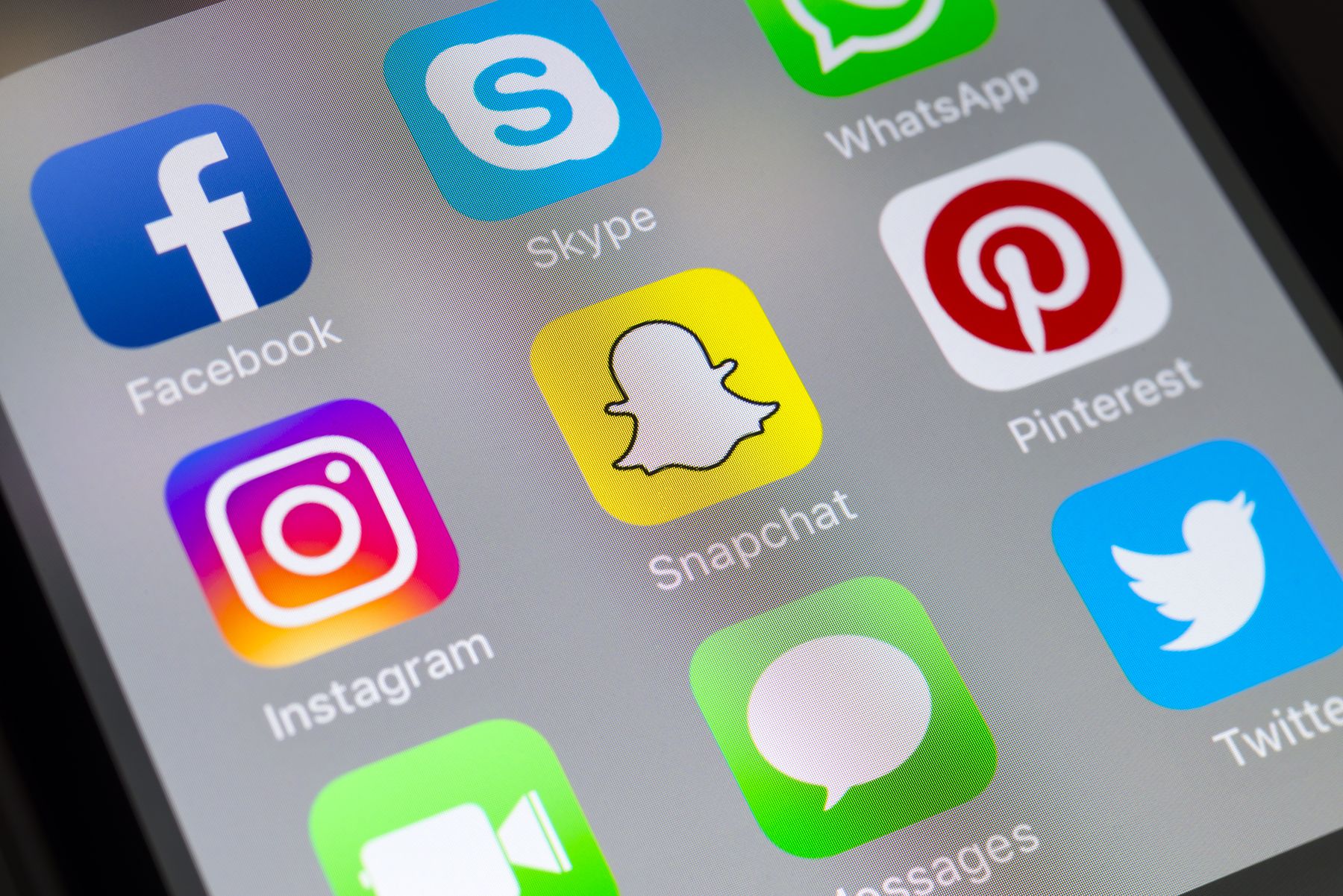 Այժմ կարող եք ստեղծել ձեր սեփական Snapchat զտիչը հենց հավելվածում