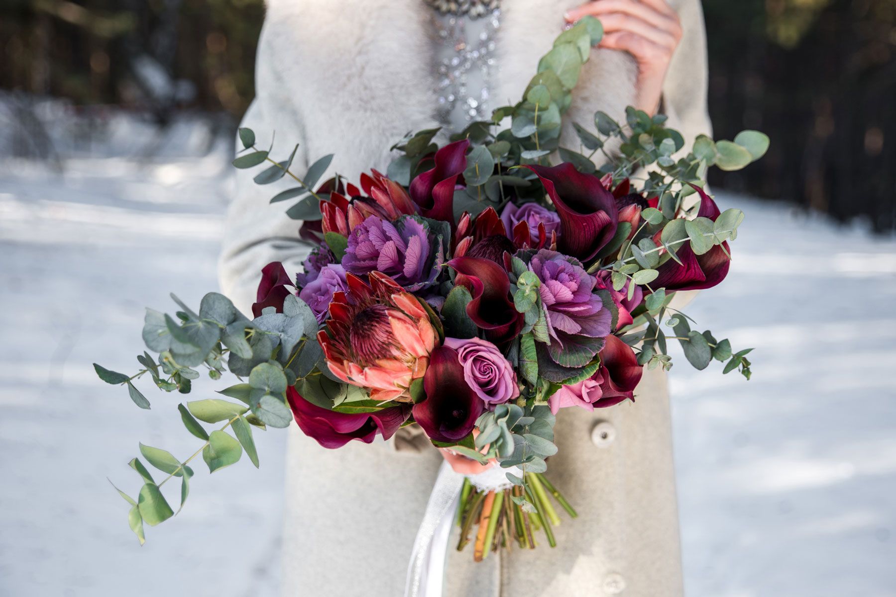 冬季婚礼创意 - 冬季婚纱和花束
